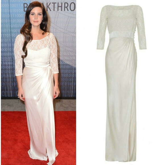 Stunning Lana Del Rey red carpet gown - Picture 2 of 7